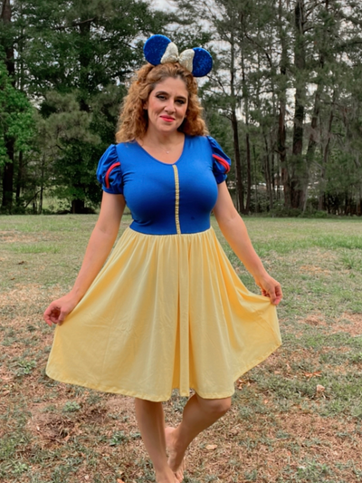 Snow White adult dress
