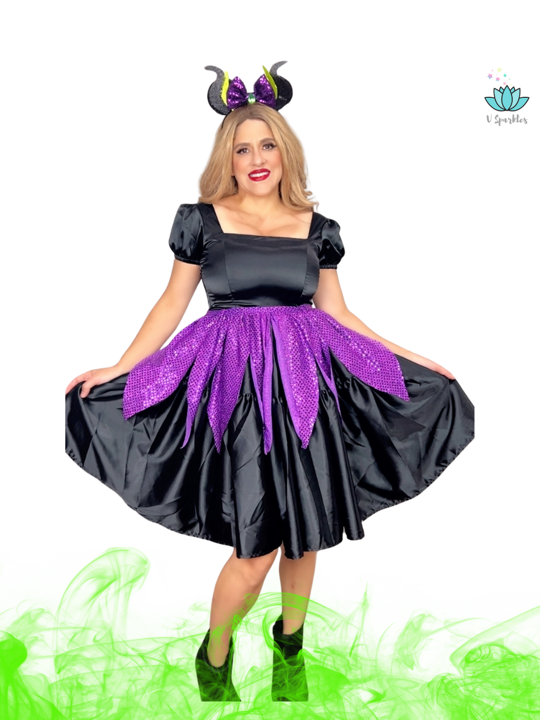 Black Fairy Adult Dress Set for Women – Ideal for Disneybounding and Halloween Events – This Maleficent-inspired black dress set is perfect for adults attending Disneybounding adventures, Halloween parties, or themed gatherings. Available in mid-size and plus-size options.