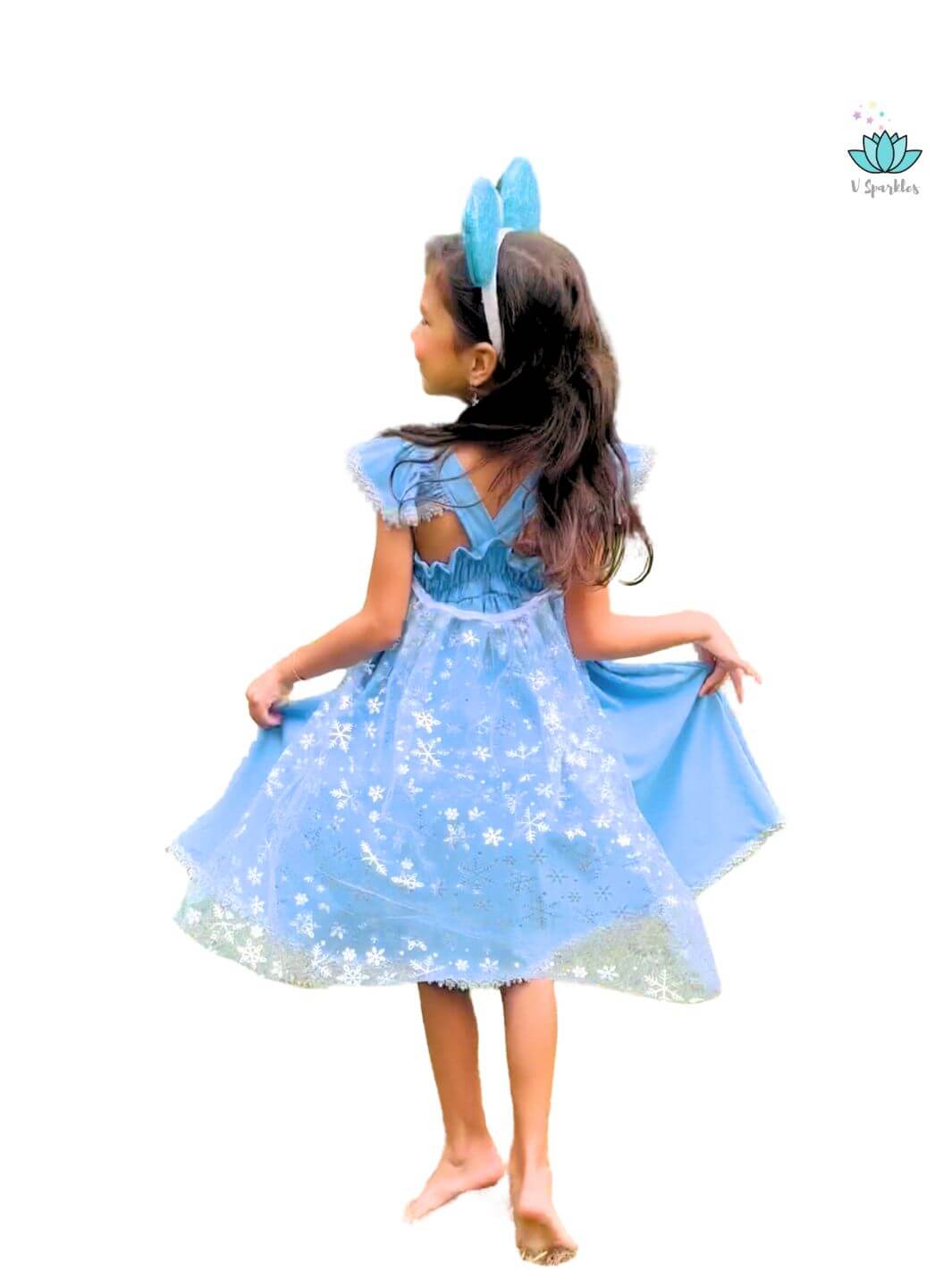 Elsa Frozen Birthday Dress for Dress-Up and Fashion Fun: A stunning Elsa-inspired dress for kids, designed for Disneybounding, birthdays, or Halloween. Perfect for imaginative play pretend and dress-up games, this outfit makes a thoughtful gift for young Frozen fans.