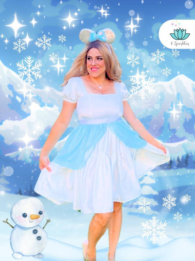 Ice Queen Blue Dress Set for Adults – Queen Elsa-Inspired Costume – This stunning blue dress set is perfect for transforming into Queen Elsa. Ideal for Disneybounding, Halloween costumes, or winter-themed events. Available in mid-size and plus-size options.