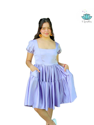 Base Purple Twirl Dress for Adults – Complete Rapunzel Transformation – Channel your inner Rapunzel with this stunning purple base twirl dress. Perfect for Disneybounding, Halloween parties, or holiday gatherings. Available in mid-size and plus-size options.
