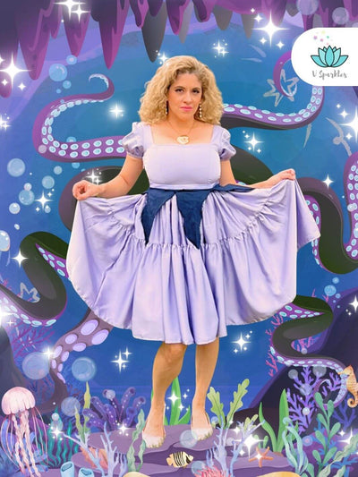 Sea Witch Villain Dress-Up Overskirt for Adults – Ursula-Inspired Disneybounding Accessory – This dramatic sea witch-inspired overskirt is perfect for transforming into Ursula. Ideal for Disneybounding, Halloween costumes, or themed events. Available in mid-size and plus-size options.
